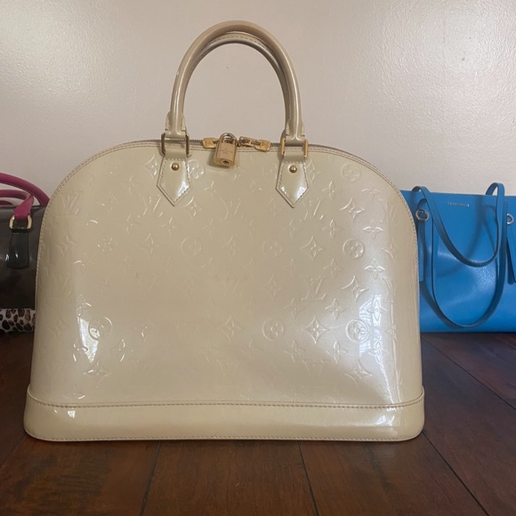 Louis Vuitton Alma GM - Picture 3 of 9